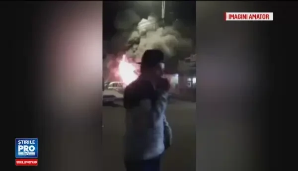 Incendiu violent intr-un cartier din Sectorul 4 al Capitalei: un service auto a fost distrus de flacari