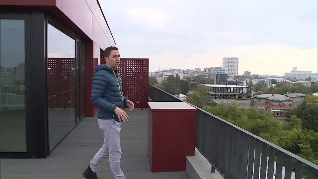 Piata imobiliara s-a stabilizat si abunda de oferte. Cat costa penthouse-ul din care vezi Guvernul si Parlamentul