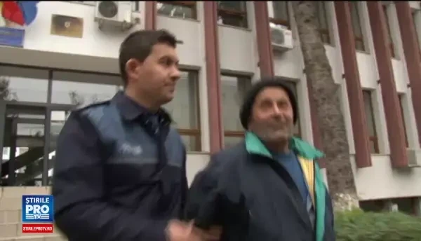 Un bacauan de 61 de ani risca inchisoarea dupa ce ar fi abuzat-o pe fiica sa adoptiva, de patru ani. Mama fetei l-a reclamat