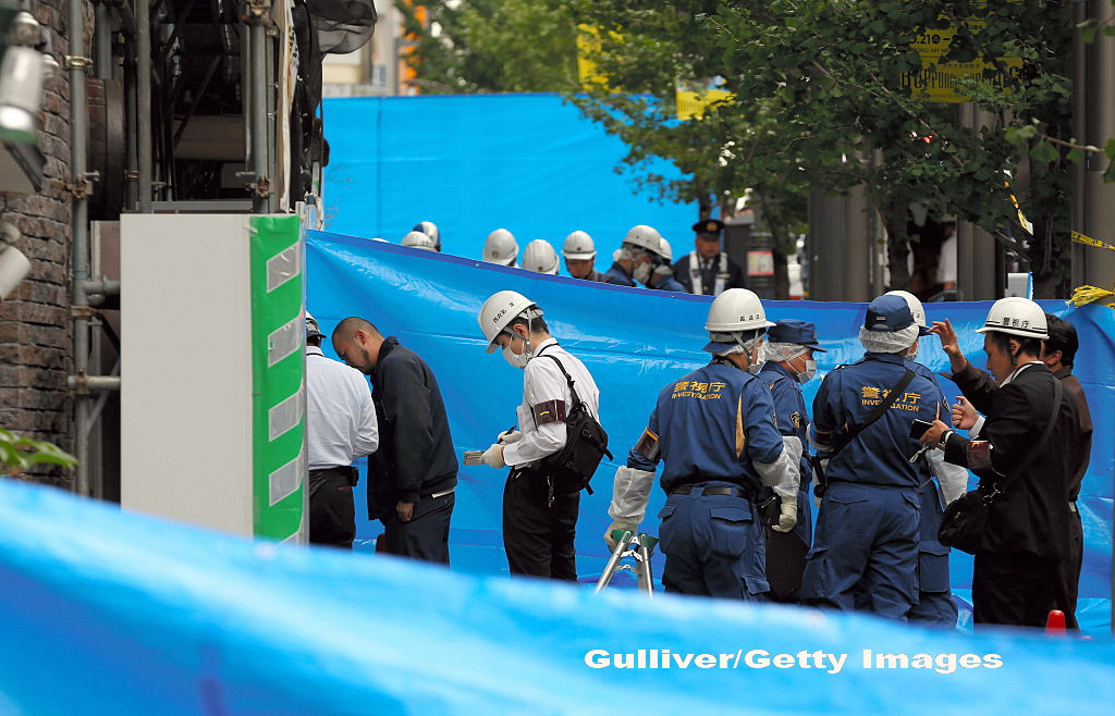 Un militar in retragere din Japonia s-a sinucis aruncandu-se in aer, intr-un parc. Explozia a ranit alte trei persoane