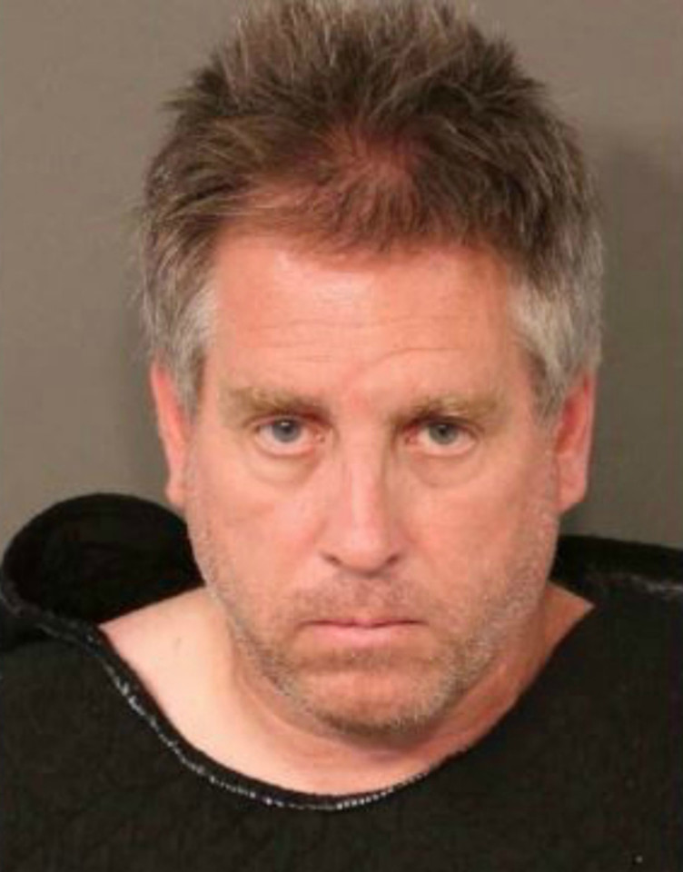 Un pedofil a incercat sa faca un act de caritate, dar a fost condamnat la inchisoare. Cum a fost demascat barbatul