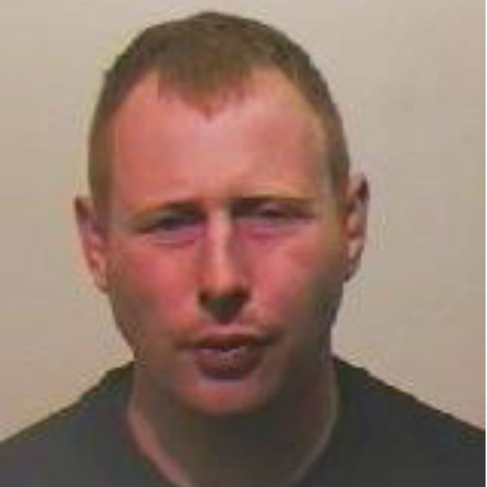 Politia l-a fugarit in timp ce gonea cu peste 200 km/h. Ce explicatie bizara le-a oferit cand l-au oprit. VIDEO