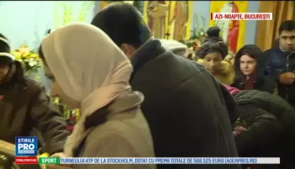 Cei 4.000 de pelerini veniti la Patriarhie nu i-au uitat pe comercianti. La Parascheva am facut 30 de milioane