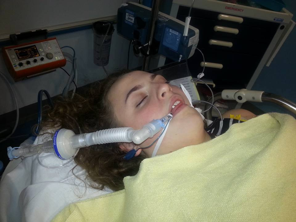 Si-a mintit parintii ca o sa doarma la o prietena, dar a ajuns la spital. Cum a reactionat tatal ei cand a aflat adevarul