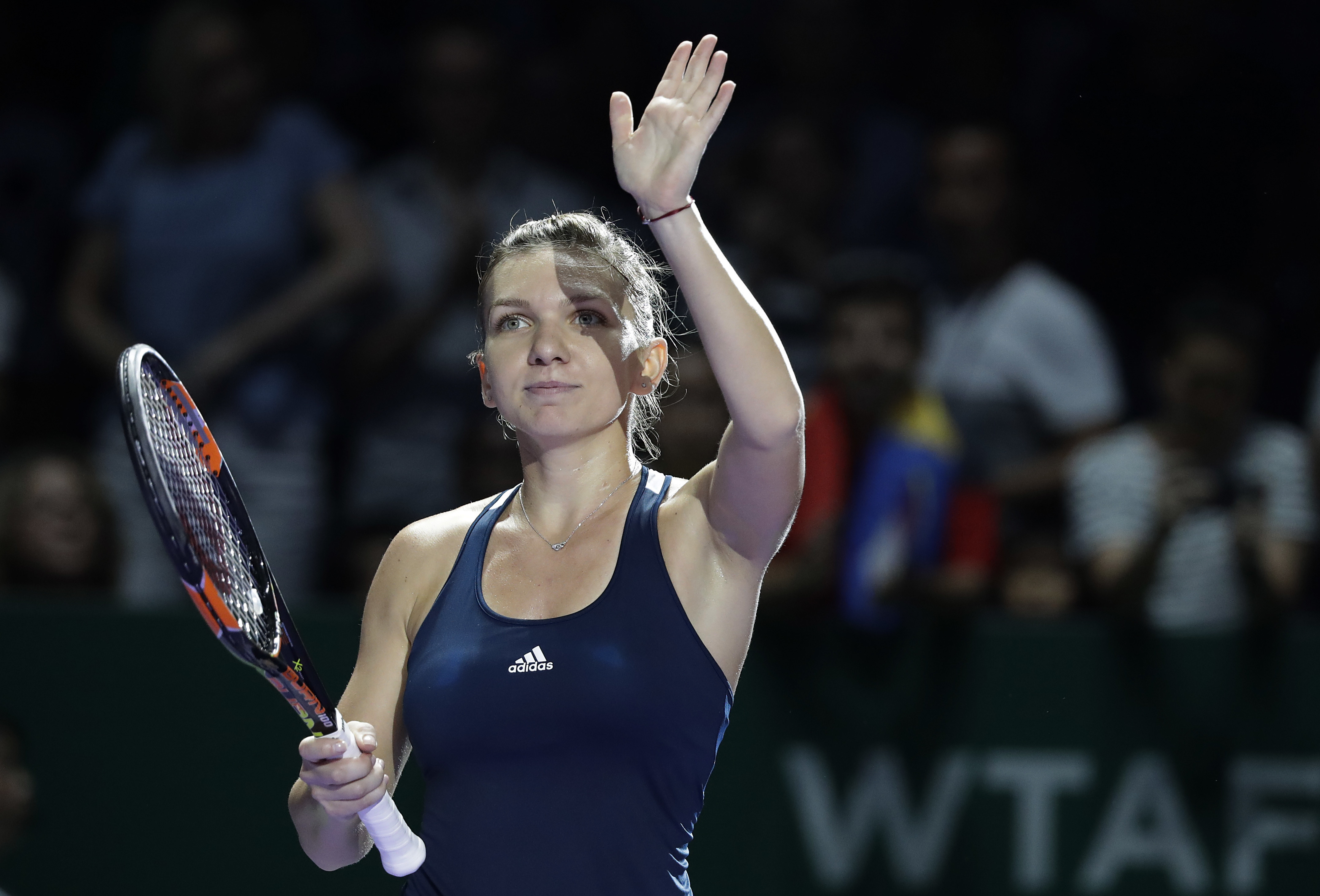 Simona Halep, eliminata in optimile de finala de la Shenzhen de locul 52 WTA