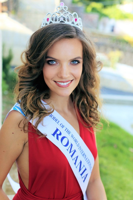 Frumoasa clujeanca, Arianna Mile reprezinta anul acesta Romania la “Miss Model of the World"