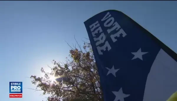 Hillary Clinton are 5 procente peste adversarul ei Donald Trump, in cel mai recent sondaj