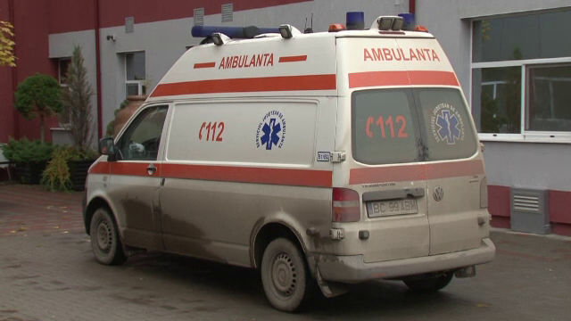 Accident pe DN1, in comuna Selimbar din Sibiu. 2 copii si 5 adulti au fost transportati la spitale