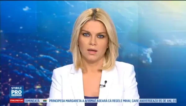 Fanii au avut ocazia sa cante alaturi de vedete intr-un party bus, dupa ce au castigat concursul organizat de La Maruta