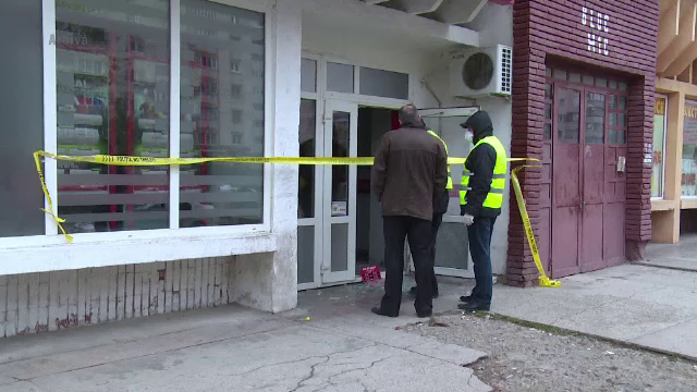 Jaf la un centru comercial din Targu Mures. Doi tineri au plecat cu seiful in care se aflau 57.000 de lei