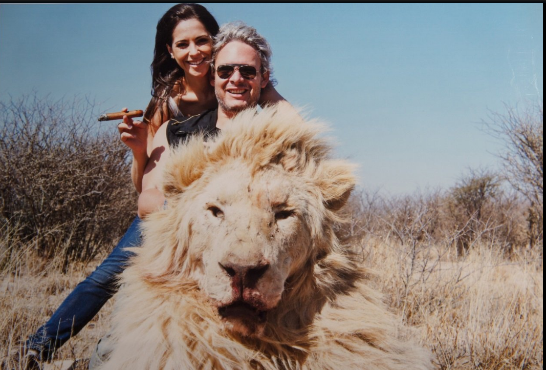 Un milionar argentinian si sotia sa, fosta jucatoare de tenis, au fost expusi online. Ce placere macabra aveau cei doi FOTO