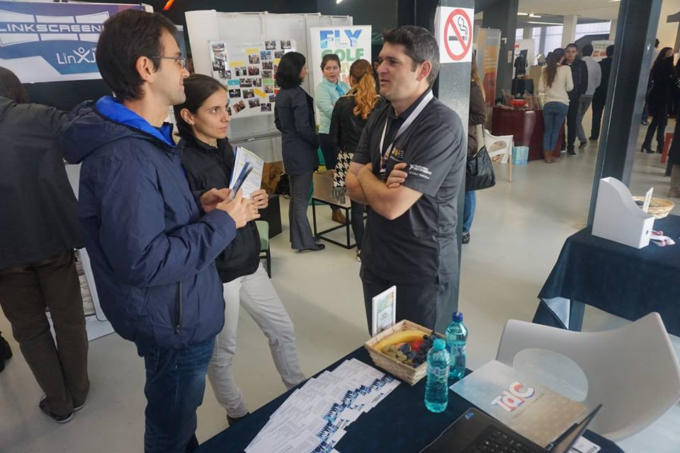 Start recrutarilor in IT la Cluj! Premii de 500 de euro pentru cel mai bun programator si peste o mie de joburi in IT