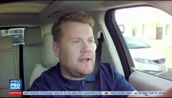 Lady Gaga a facut spectacol la Carpool Karaoke, in masina, alaturi de realizatorul TV James Corden