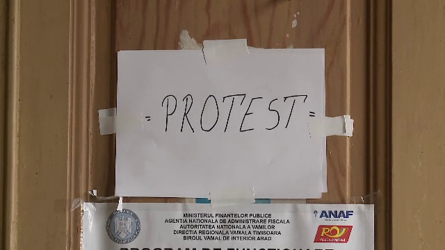 O noua greva generala in oficiile postale din tara. Motivul pentru care o femeie a izbucnit in lacrimi la Posta