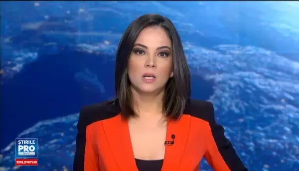 Imagini emotionante filmate in infernul din Siria. Un bebelus blocat in casa a fost salvat prin grilajul unei ferestre