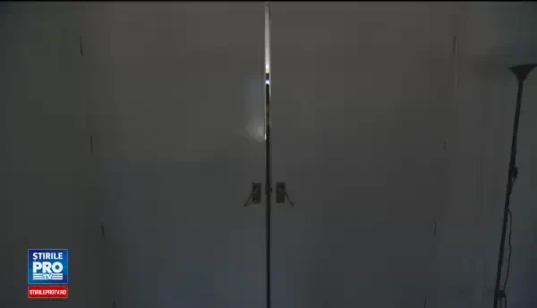 Trei frati romani au plecat in UK sa lucreze, dar acum viitorul lor e incert: Poate ca va trebui sa ne intoarcem in tara