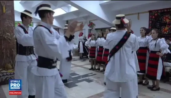 Maramuresenii au sarbatorit Caslegii de toamna cu preparate traditionale si voie buna. Semnificatia acestui eveniment