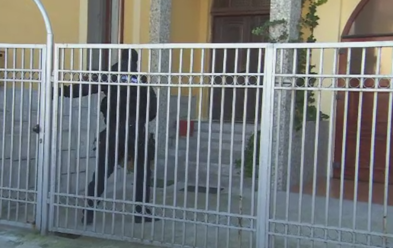 Perchezitii la Spitalul Judetean din Targu Jiu si la cabinetele unor medici oncologi, suspectati ca au primit ilegal bani