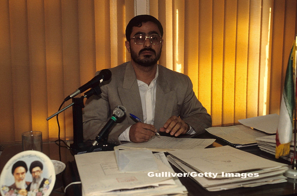 Fostul procuror al Teheranului a fost condamnat la 135 de lovituri de bici pentru fapte de coruptie