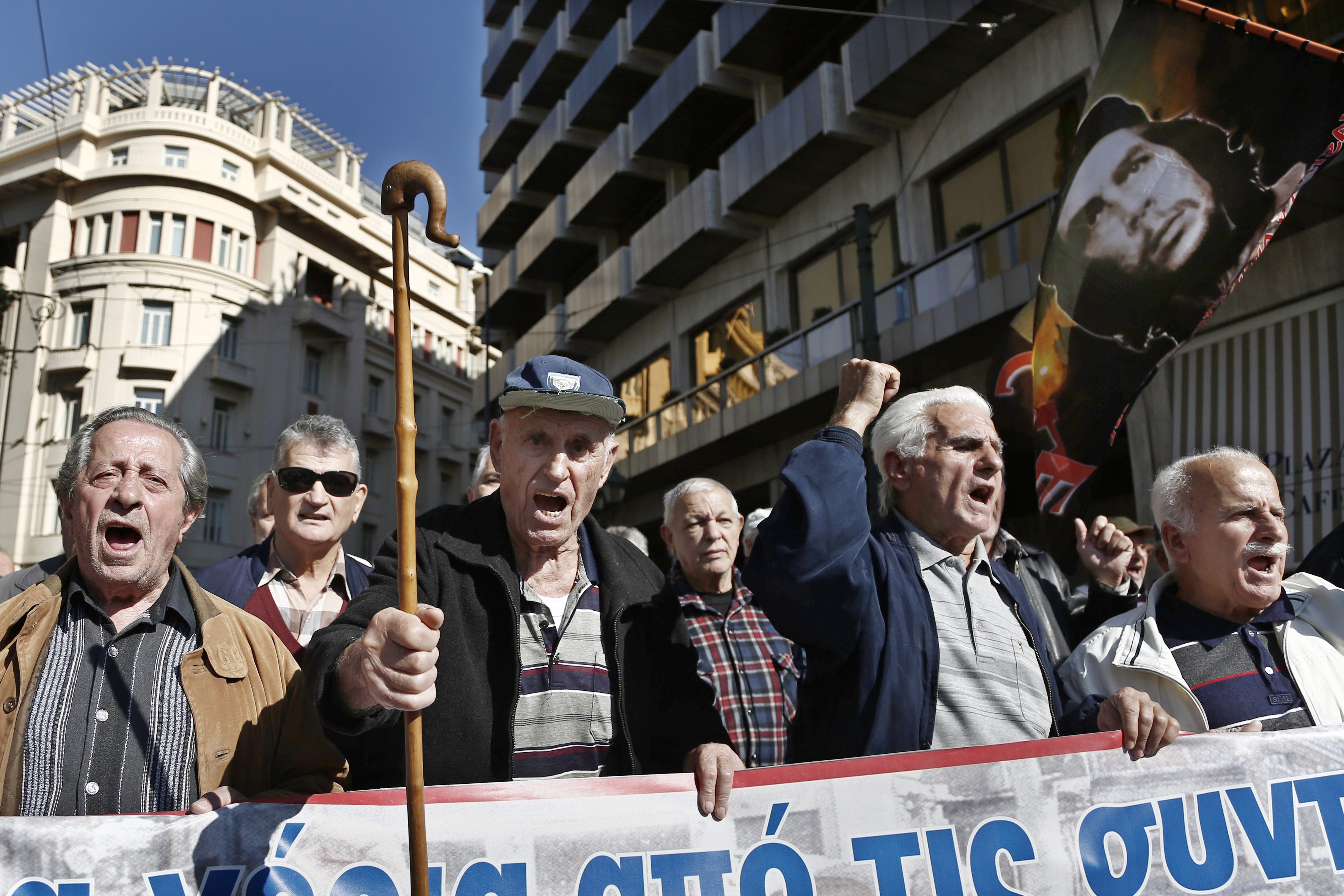 pensionari greci - Agerpres