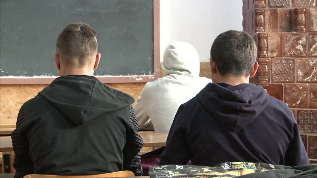 Noi scene violente la şcoală. O profesoară din Miercurea Ciuc, lovită de un elev în timpul orelor