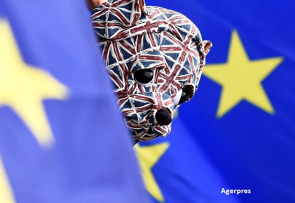 Previziuni controversate pentru 2017: Marea Britanie ramane in UE, iar China devine liderul lumii