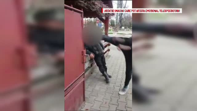 Barbat fara adapost, lovit crunt de un tanar de 16 ani ramas repetent. Explicatia ridicola gasita de mama agresorului