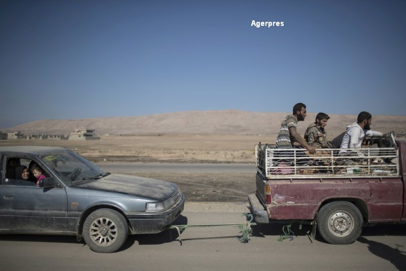 Fortele de elita irakiene avanseaza pe strazile Mosulului. Sute de persoane ucise de ISIS, care recruteaza copii-soldati