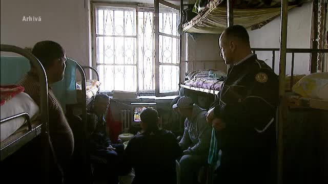 Solutia ministrului Justitiei pentru problema inchisorilor supraaglomerate. Romania a primit somatie de la CEDO