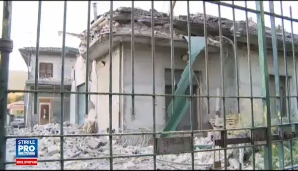 Speriati de cutremure, romanii din centrul Italiei vor sa se intoarca acasa. Ce le-a transmis primarul unui oras afectat