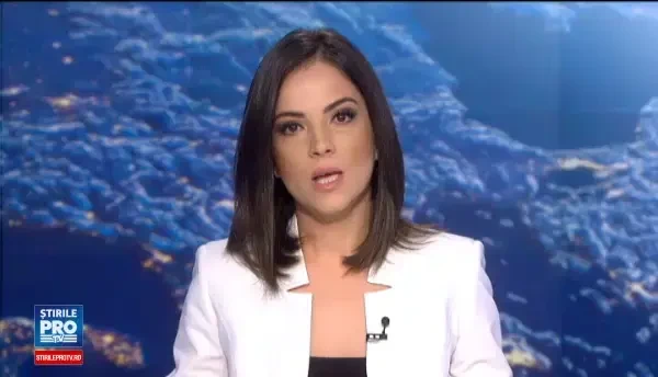 Politistii francezi au inceput evacuarea migrantilor care isi stabilisera o tabara langa o statie de metrou din Paris