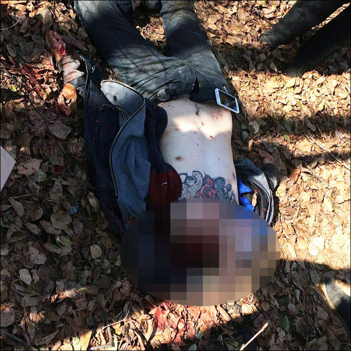 Tanar decapitat in Rusia, din cauza unor poze postate pe Internet. Ce a facut apoi criminalul cu capul victimei