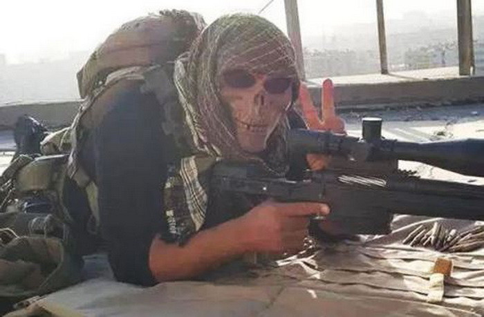 Nimeni nu stie cum arata. Cine sunt soldatii cu masti infricosatoare care lupta contra Statului Islamic, la Mosul