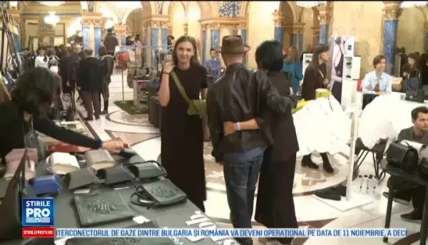 Targ de design contemporan in piele la Bucuresti. Designerii romani ne prezinta tendintele in marochinarie