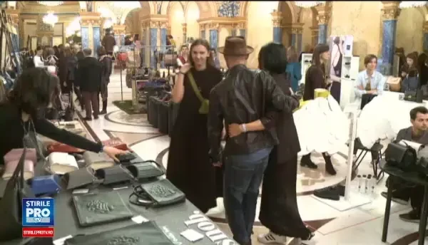 Targ de design contemporan in piele la Bucuresti. Dana Rogoz: Romanii se imbraca bine si pun pret pe calitate