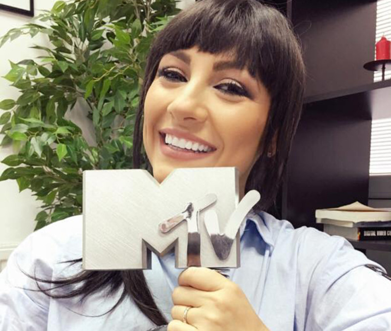 Andra a fost premiata la MTV Europe Music Awards. Adele si Beyonce, marile absente de pe lista castigatorilor