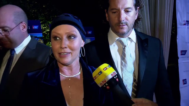 Shannen Doherty, onorata in Los Angeles, pentru curajul ei. "Cancerul m-a facut sa fiu o persoana mai buna"