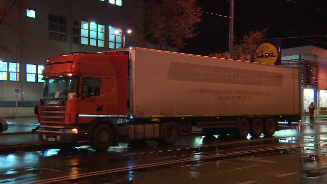 Panica in Ploiesti, dupa ce un TIR a parasit in viteza strada si a smuls o teava de gaz. Cum s-a petrecut accidentul