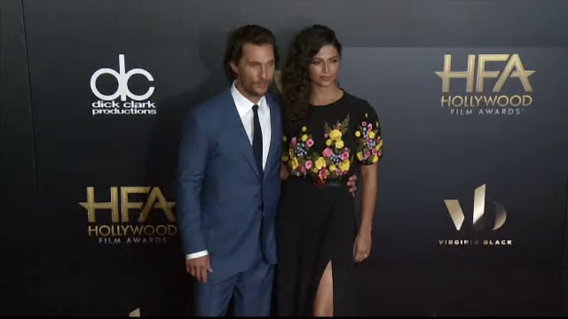 Gala Filmului Hollywoodian a fost prilej pentru staruri sa vorbeasca despre problemele lumii. Ce actor o sustine pe Hillary