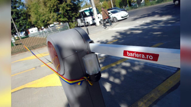 Doua parcari mari care pot usura o parte din traficul de cosmar al Capitalei zac nefolosite de 3 ani. Explicatiile Primariei