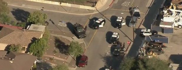 Focuri de arma in apropierea unei sectii de votare din California: cel putin un mort si trei raniti