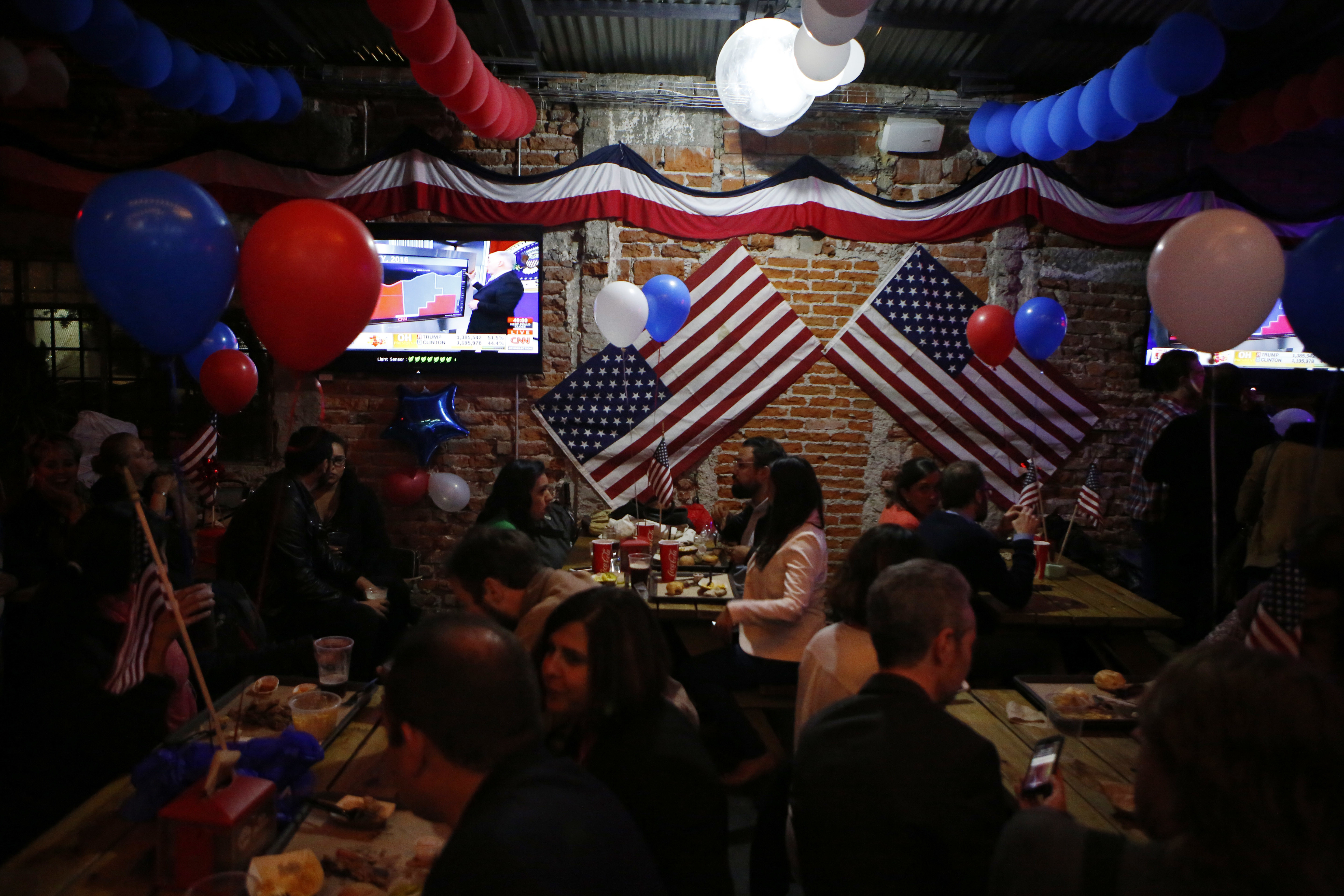 Noapte neagra pentru mexicani. Reactia acestora cand au aflat ca Donald Trump e presedintele SUA: "Este un cosmar"