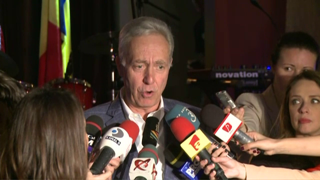 La "Noaptea alegerilor" din Bucuresti s-au strans peste 600 de invitati. Ce personalitati au participat la scrutinul simbolic