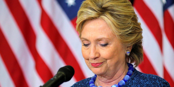 Primul discurs al lui Hillary Clinton dupa ce a pierdut alegerile: "E dureros. America este mai divizata decat am crezut"