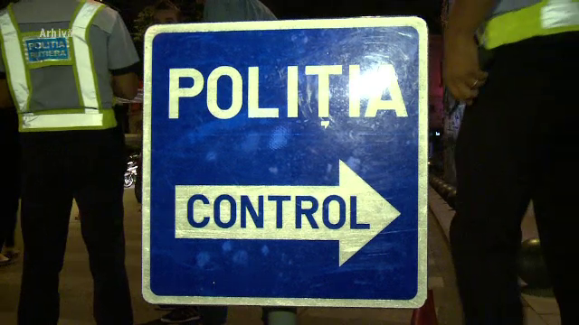 12 agenti de circulatie din Neamt suspectati de luare de mita dusi pentru audieri la DNA