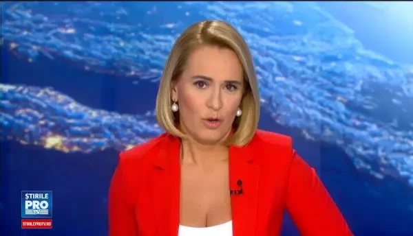 A ramas fara barca, dar a reusit sa supravietuiasca 18 ore in ape pline de rechini. Cum a fost salvat scafandrul