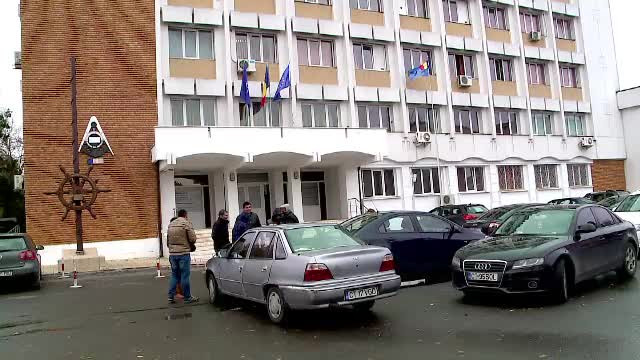 Perchezitii la Academia Navala din Constanta. Cadrele universitare ar fi luat mita pentru a promova studentii