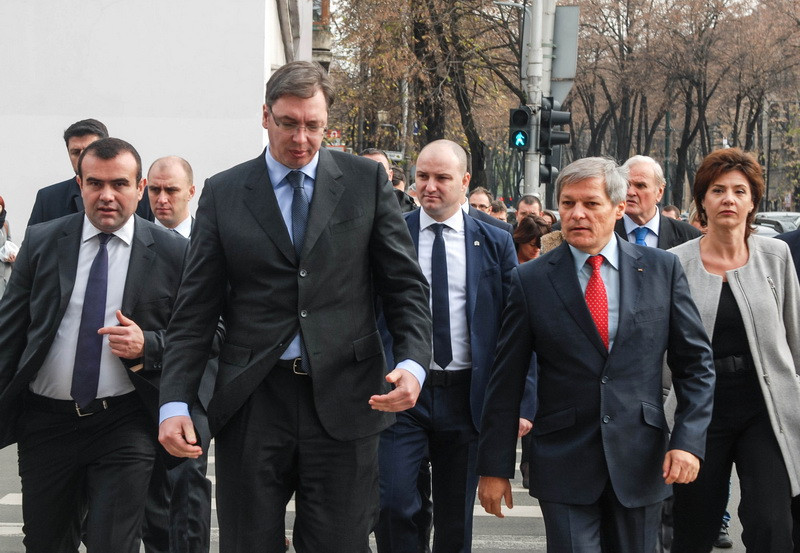 Gestul surprinzator facut de Ciolos la Timisoara, alaturi de omologul sau sarb. Ce s-a intamplat cand a vrut sa traverseze