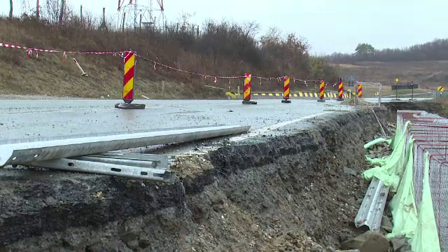 Drum de jumatate de milion de euro pe kilometru, surpat la doi ani dupa inaugurare. Pe cine dau vina constructorii