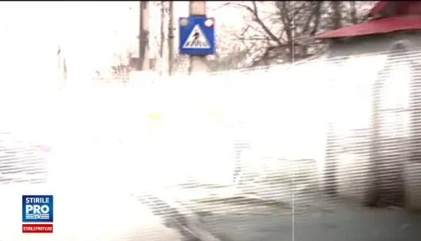 Un sot din Brasov si-a injunghiat sotia dupa ce a amenintat-o ca-l ucide pe fiul lor: Imi trimitea poze cu cimitir